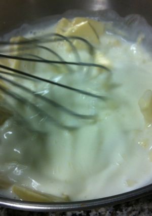 Una foto de Ganache de chocolate blanco