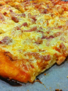 Una foto de Pizza casera de bacón