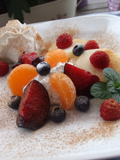 Una foto de Merengues frutales