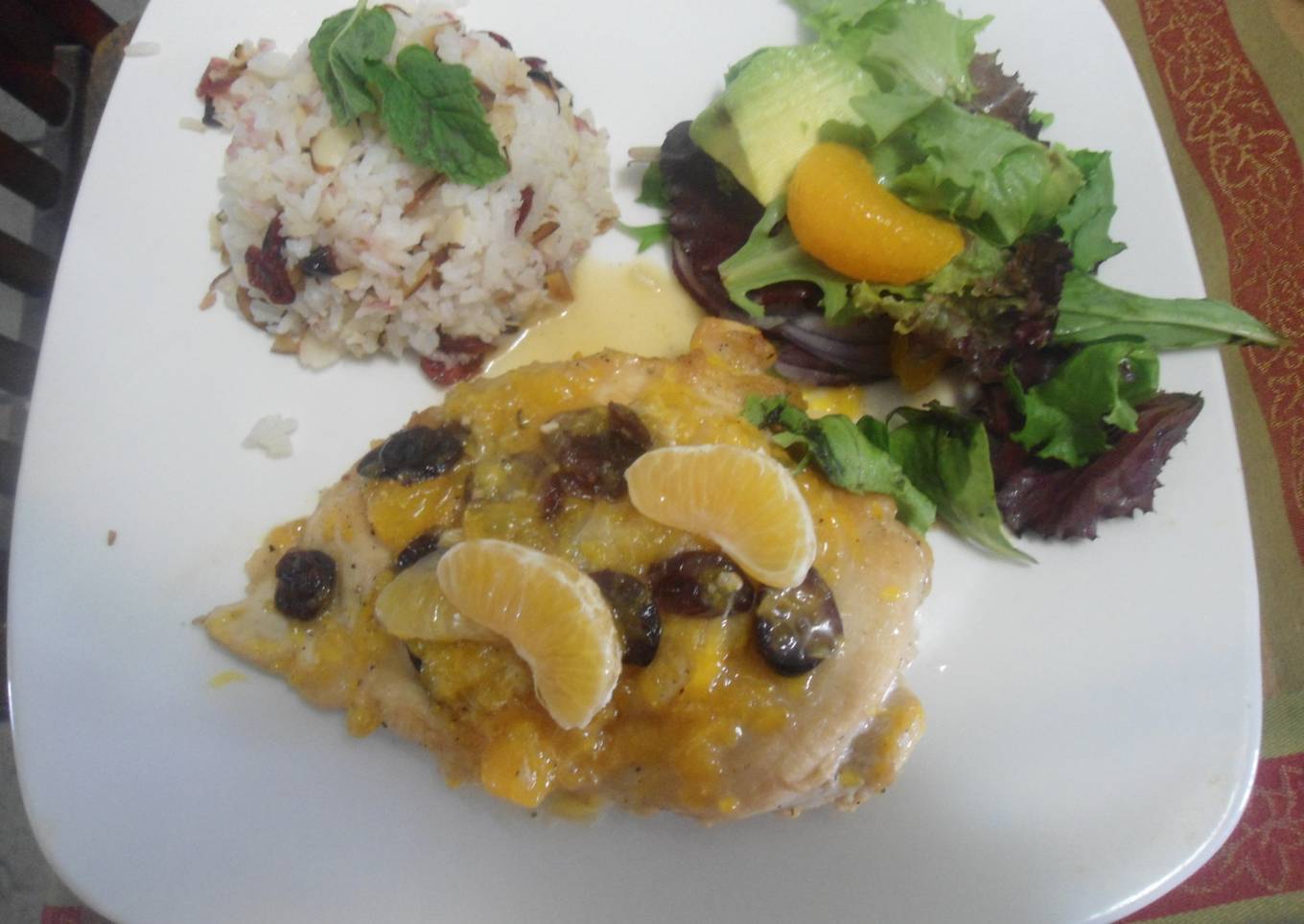 Pechugas de pavo en salsa de mandarina con arándaros