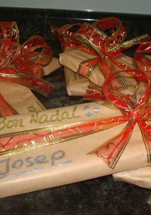 Una foto de Turrón casero de chocolate con frutos secos