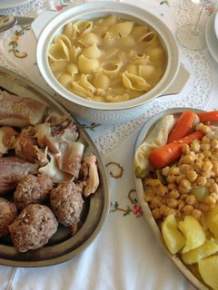 Una foto de Cocido catalán (Escudella i carn d'olla)