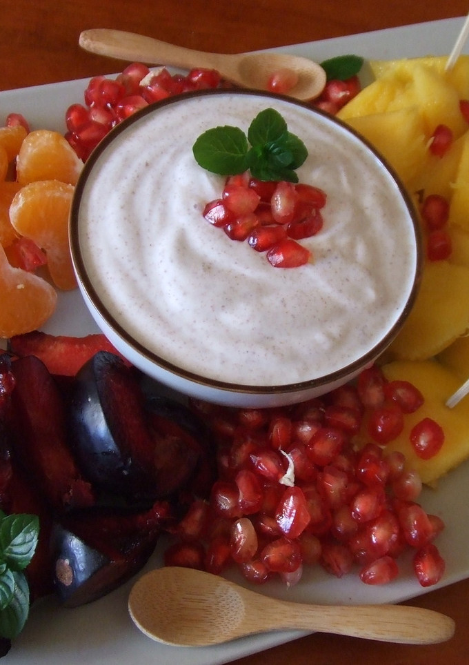 Una foto de Fondue con frutas de otoño
