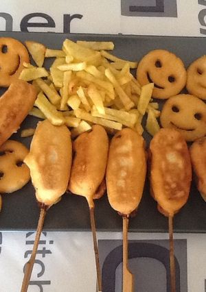 Una foto de Brocheta de salchichas rebozadas