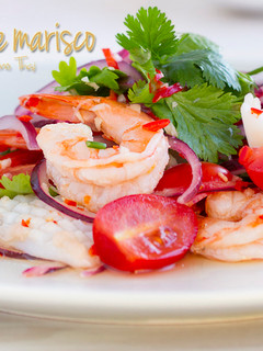 Una foto de Ensalada de marisco estilo Thai