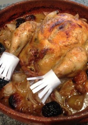 Una foto de Pollo de corral relleno