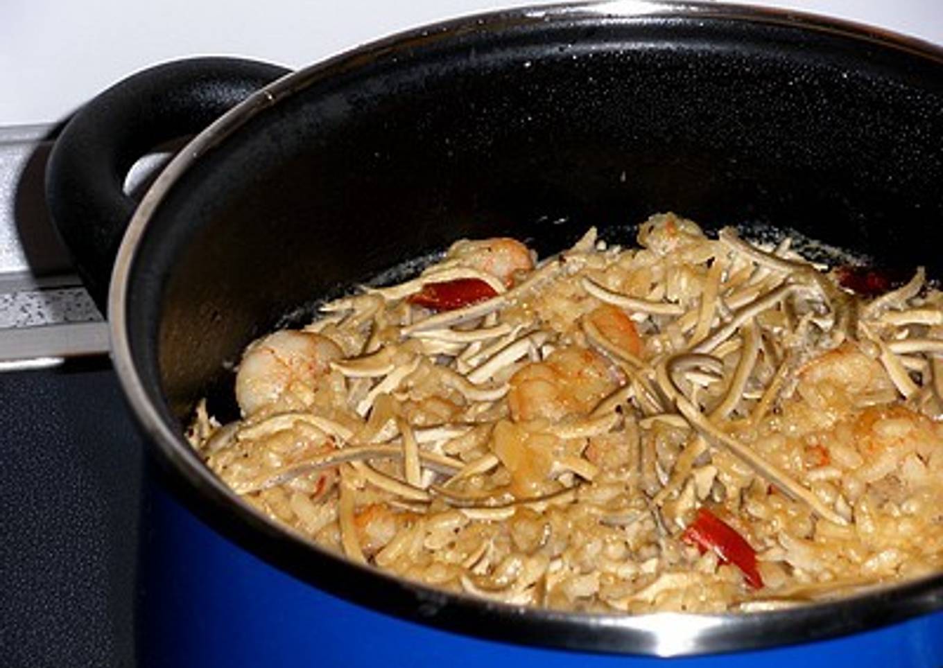 Arroz express con gambas y gulas