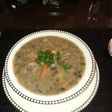Sopa de guandul con hueso de cerdo