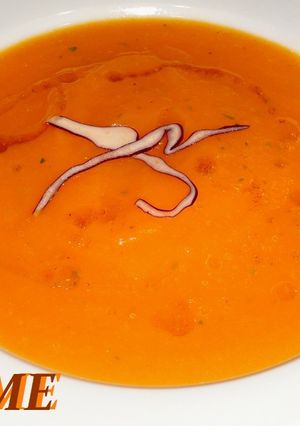 Una foto de Crema de calabaza con toque de curry