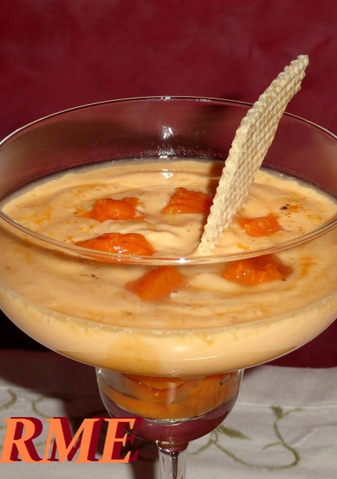 Una foto de Copa dulce de crema de otoño
