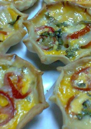 Una foto de Tartitas saladas de ricota