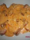 Filetes de pavo en salsa de chorizo con nata
