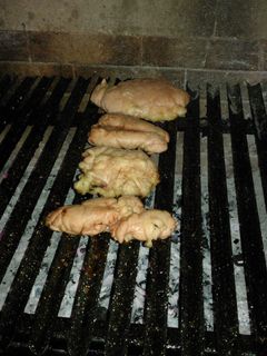 Una foto de Asado a la parrilla de mollejas con precoción
