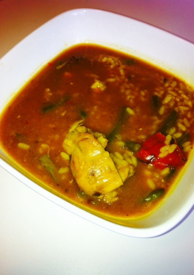 Una foto de Arroz caldoso con pollo de campo