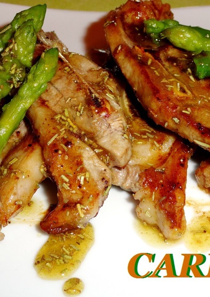 Una foto de Chuletas de cordero con romero, miel y mostaza