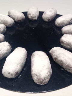 Una foto de Alfajores de almendra