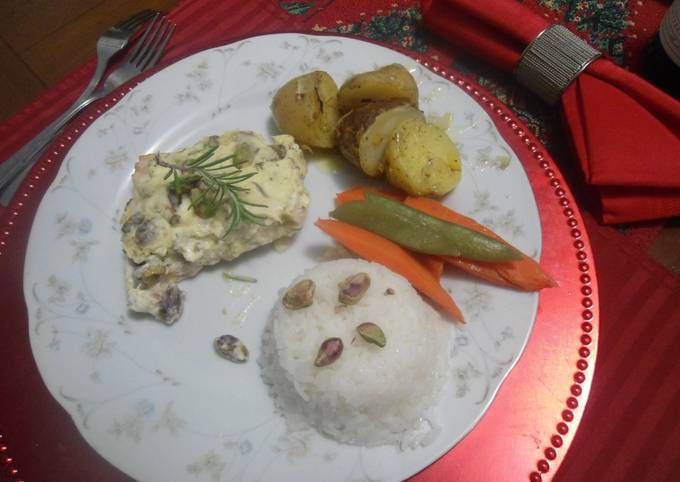 Foto principal de Filete de salmón con pistachos y queso crema
