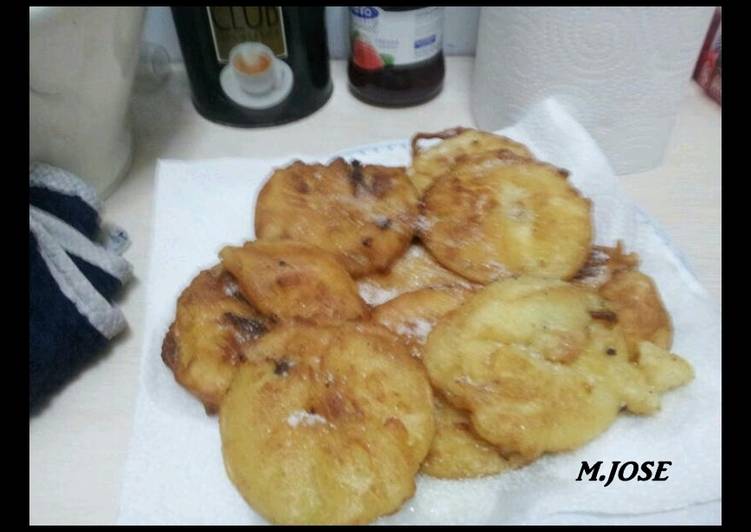 Buñuelos de manzana rallada