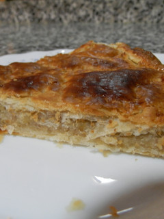 Una foto de Hojaldre de crema de castañas