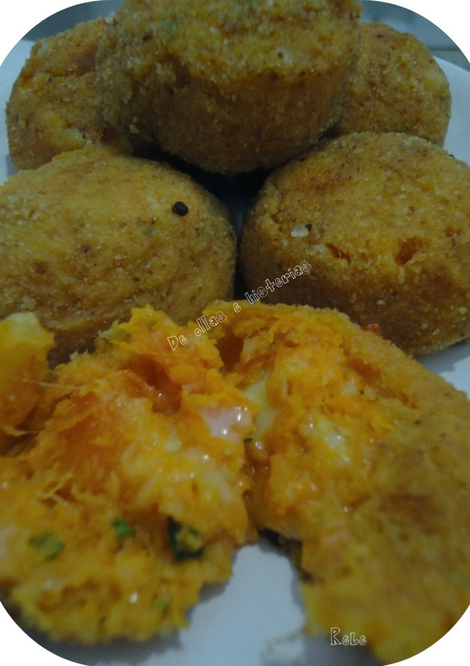 Una foto de Croquetas de calabaza y queso Scamorza
