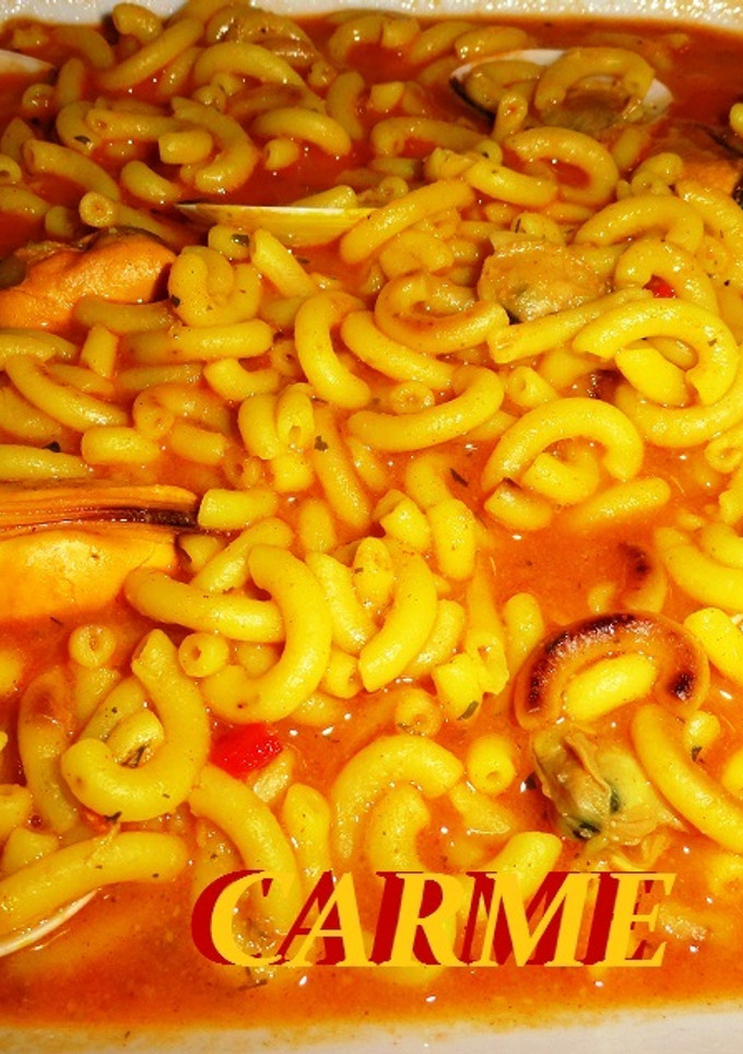 Una foto de Fideos a la cazuela con almejas