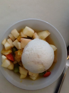 Una foto de Ensalada de fruta con helado