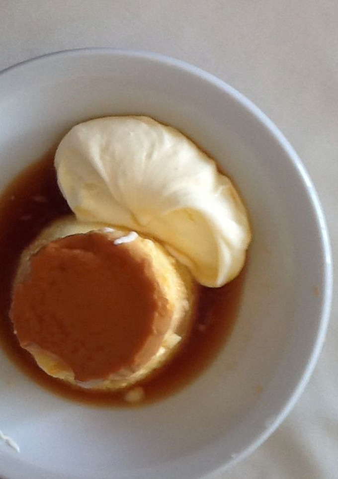 Una foto de Flan con crema