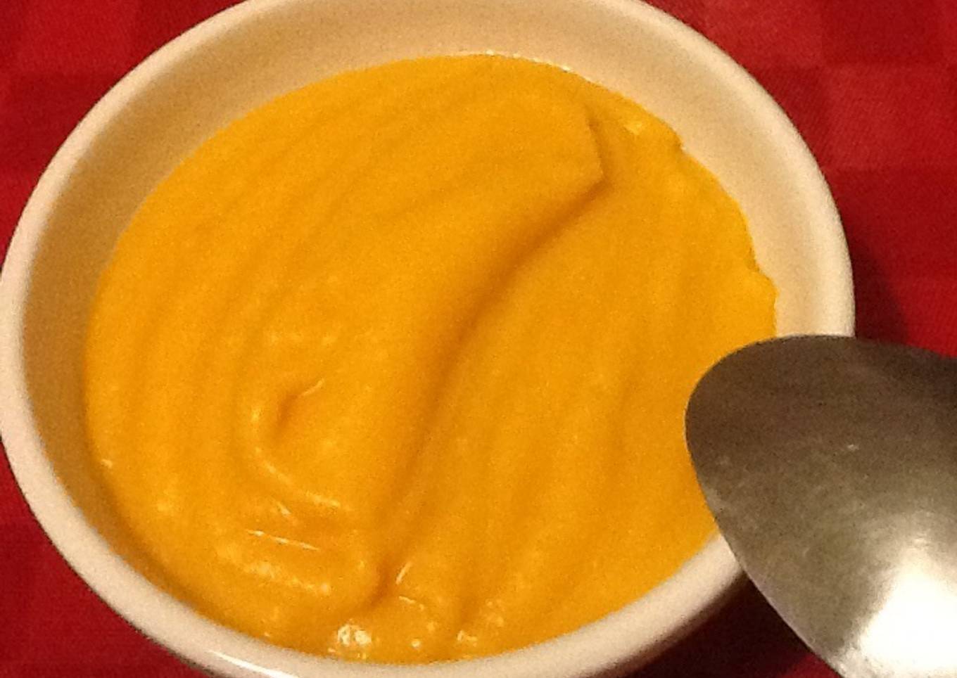 Crema de calabaza Butternut al jengibre y limón