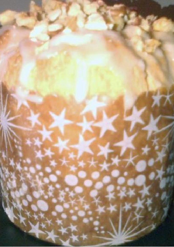 Una foto de Pan dulce navideño con nuez y chocolate