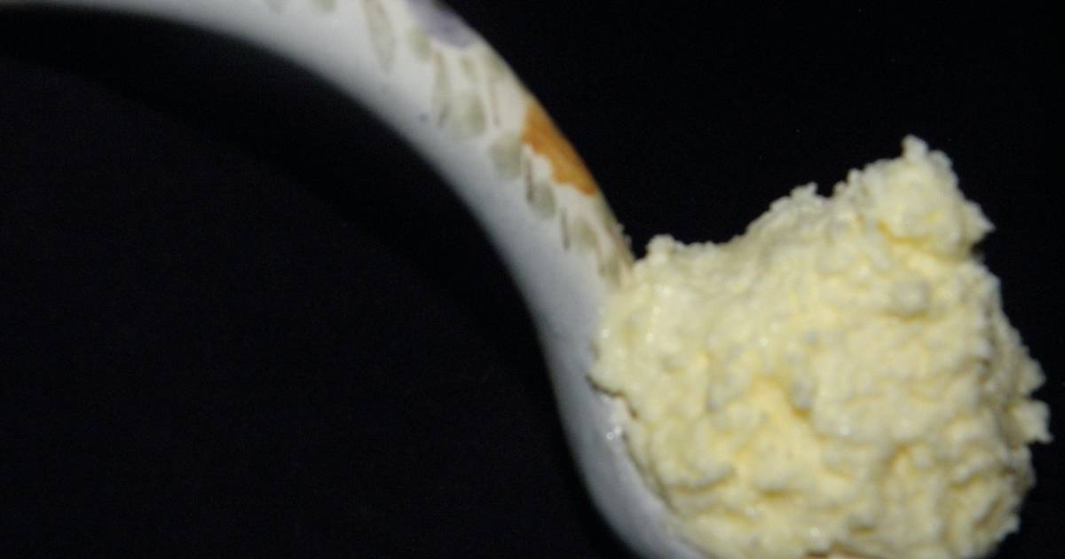 Descubrir 67+ imagen crema de yogur para pastel