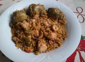Una foto de Arroz con calamarcito y verduras