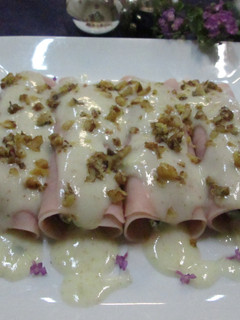 Una foto de Canelones york