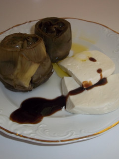 Una foto de Alcachofas a la servilleta con crema