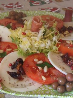 Una foto de Ensalada festiva para Navidad