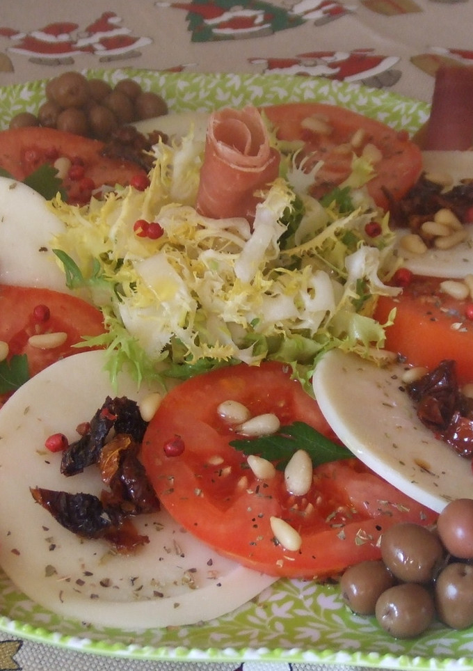 Una foto de Ensalada festiva para Navidad