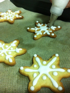 Una foto de Galletas de navidad de copos de nieve