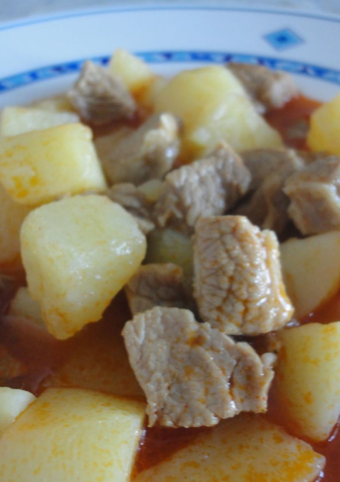 Una foto de Gulaschsuppe