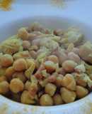 Garbanzos con pollo al curry