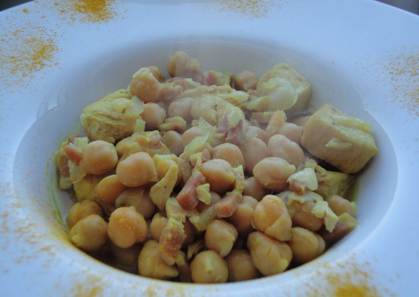 Garbanzos con pollo al curry<br />