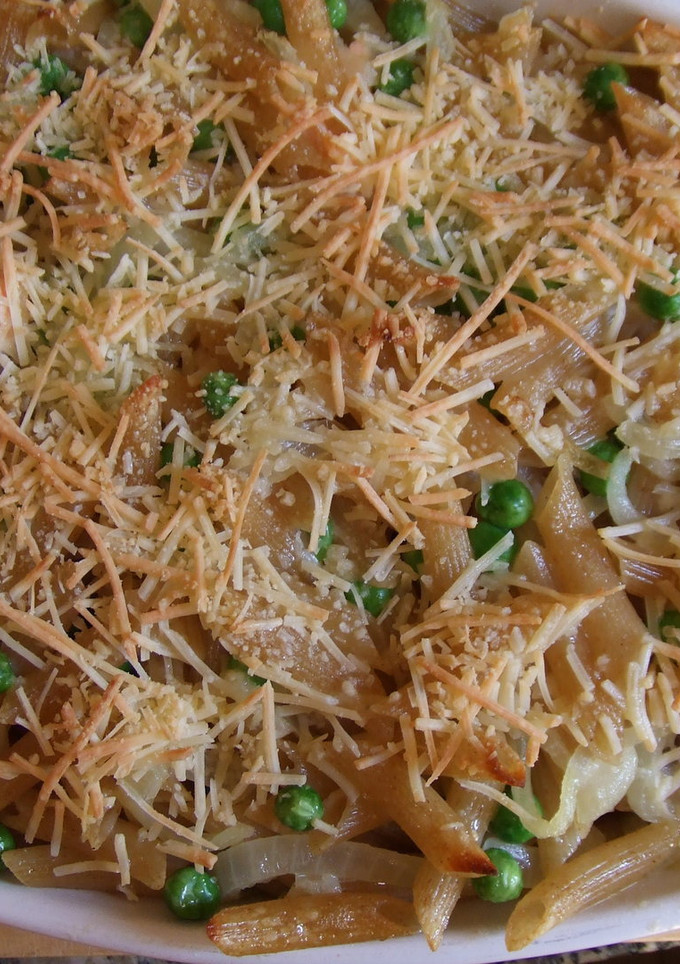 Una foto de Macarrones integrales con salmón gratinados