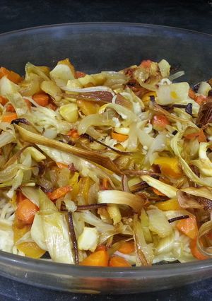Una foto de Verduras asadas con espaguetis sin gluten