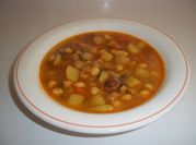 Una foto de garbanzos cocidos