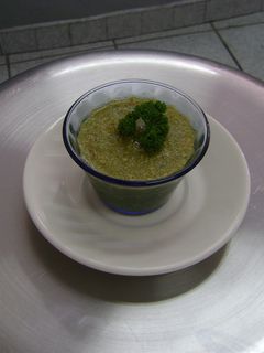 Una foto de Salsa de guaje con tomates