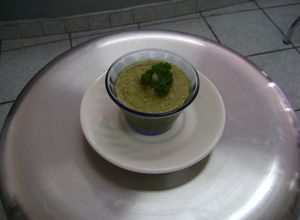 Una foto de Salsa de guaje con tomates