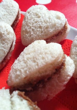 Una foto de Sándwiches de San Valentín