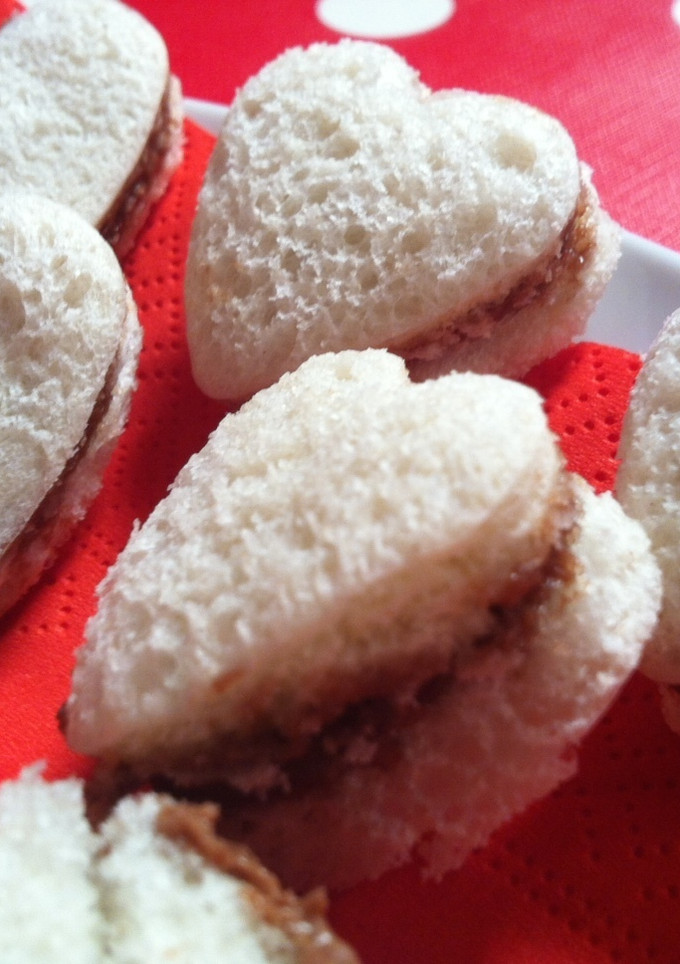 Una foto de Sándwiches de San Valentín
