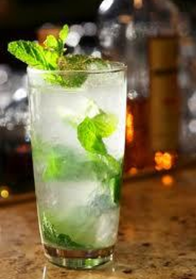 Una foto de Mojito cubano original