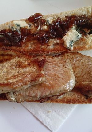 Una foto de Bocadillo de lomo