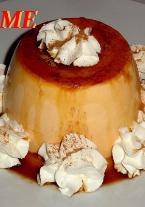 Una foto de Flan de boniato y coco
