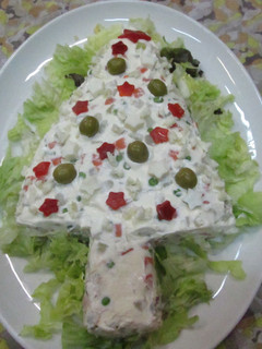 Foto principal de Árbol de Navidad de ensalada rusa